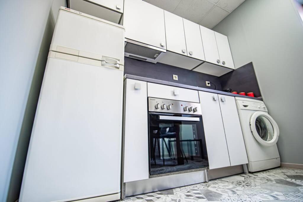 Huge Stylish Apartment Monroe 1 / City Centre プロヴディフ エクステリア 写真